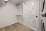 2013 Tractor Avenue - Photo 19