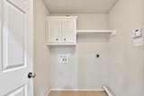 9806 Iola Avenue - Photo 15