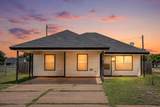 319 Queens Street - Photo 1