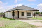 319 Queens Street - Photo 5