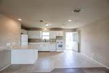 319 Queens Street - Photo 9