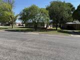 722 Avenue C - Photo 29