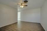 5419 46th Street - Photo 3