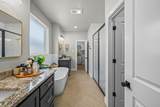 4634 139th Street - Photo 23