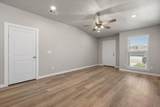 2006 Corpus Avenue - Photo 11