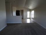 11107 Everett Avenue - Photo 3
