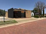 706 Austin Avenue - Photo 3