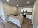 2009 Corpus Avenue - Photo 5