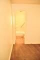 2807 Vanda Avenue - Photo 10