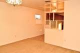 2807 Vanda Avenue - Photo 16