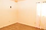 2807 Vanda Avenue - Photo 9