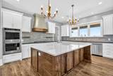 1204 County Rd 7715 - Photo 14
