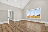1204 County Rd 7715 - Photo 20