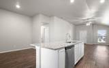 2031 Kenwood Avenue - Photo 13