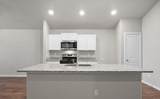 2031 Kenwood Avenue - Photo 16