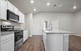 2031 Kenwood Avenue - Photo 17