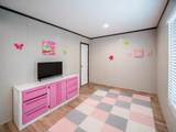 6911 County Rd 2800 - Photo 18