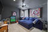 9102 Vicksburg Avenue - Photo 32