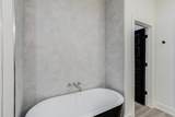 1301 Buckingham Avenue - Photo 31