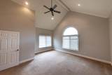 9807 Savannah Avenue - Photo 14