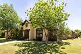3807 105th Street - Photo 4