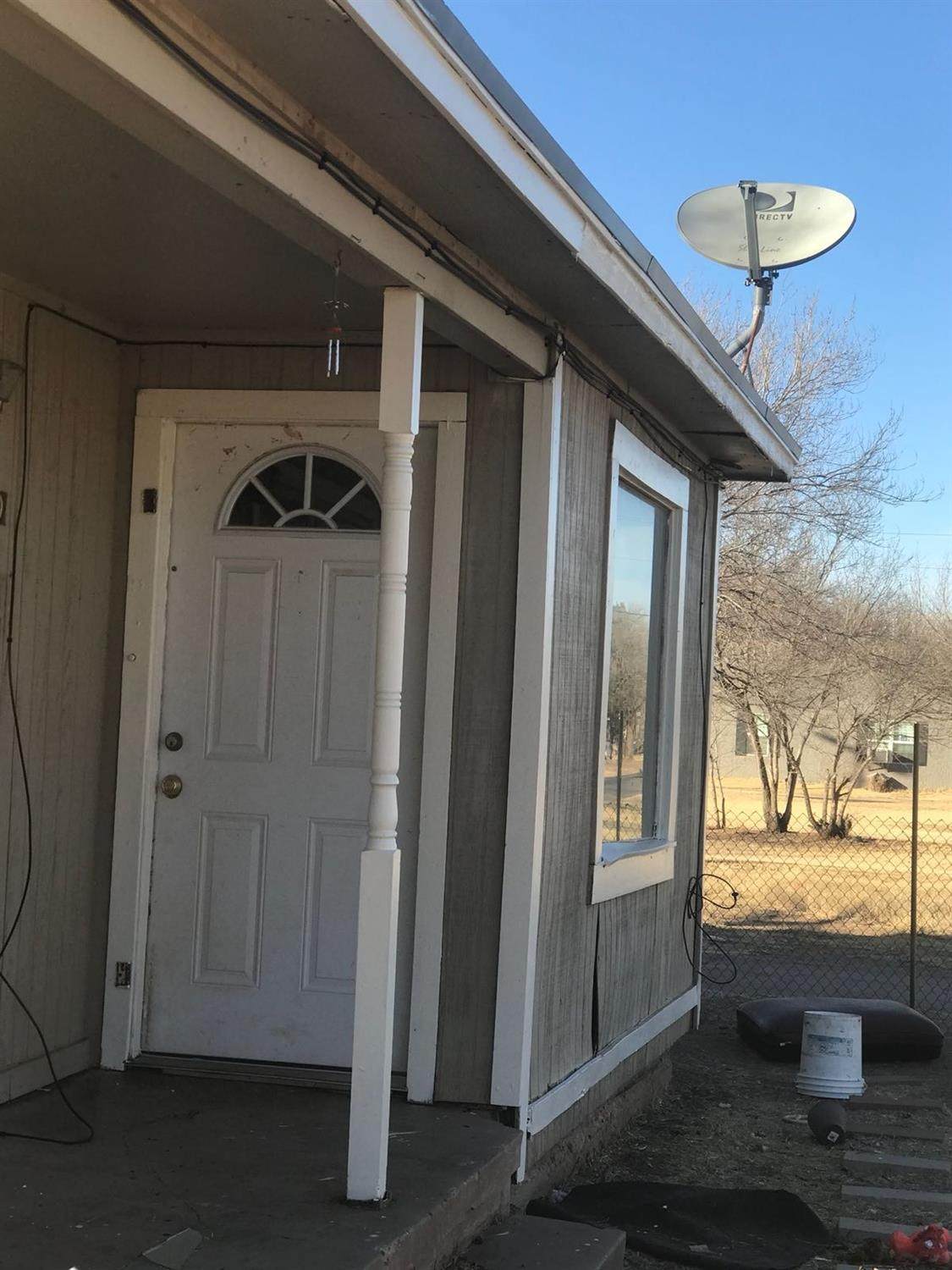 2510 Ave K - Photo 1