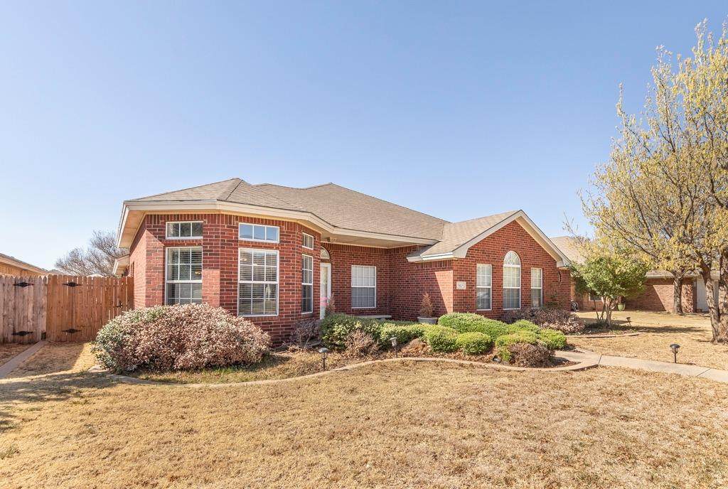 5815 89th Street - Photo 1