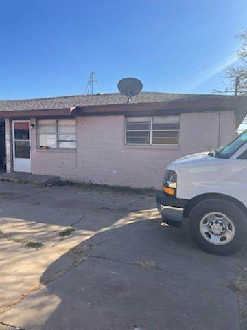 305-A Ave F - Photo 1