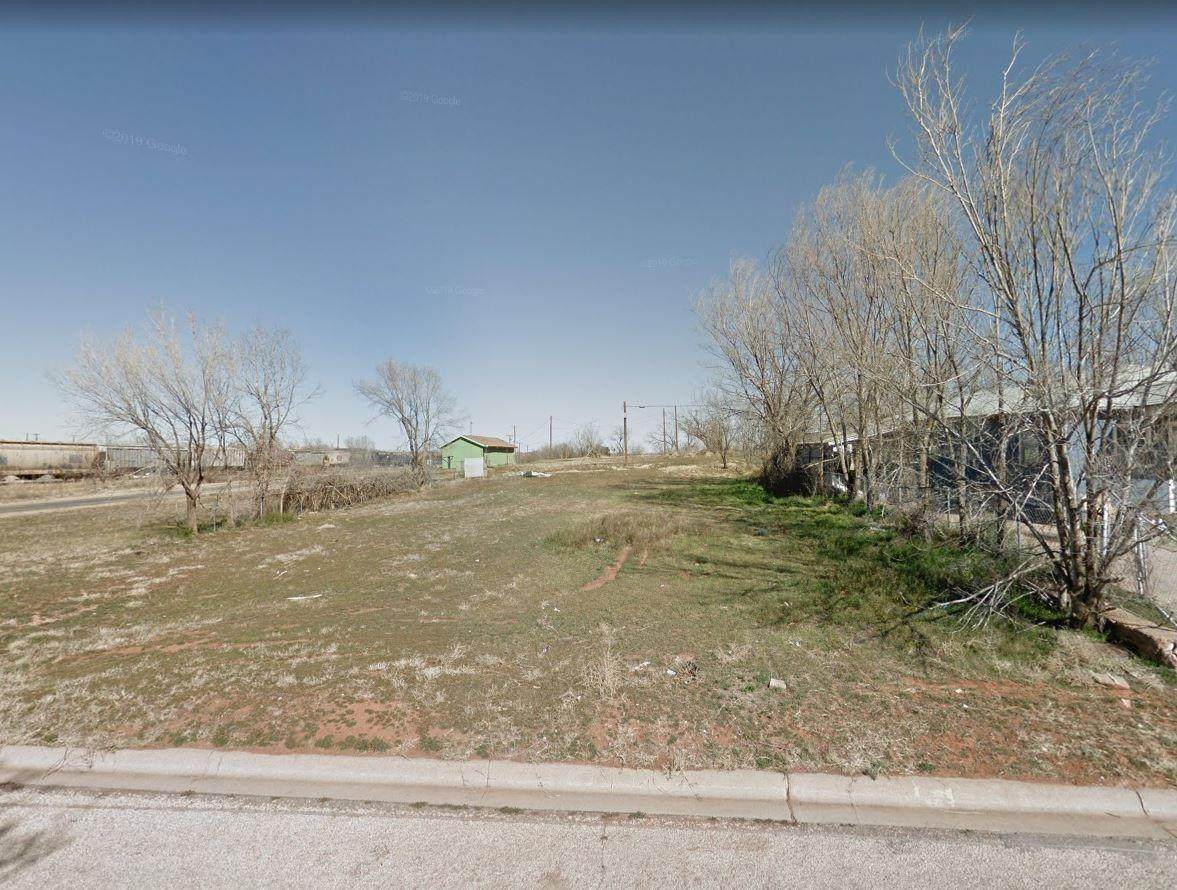 103 Tom Green Street - Photo 1