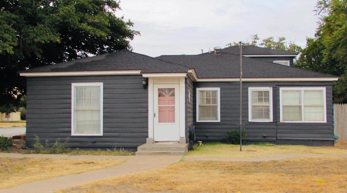 101 Watts Avenue - Photo 1