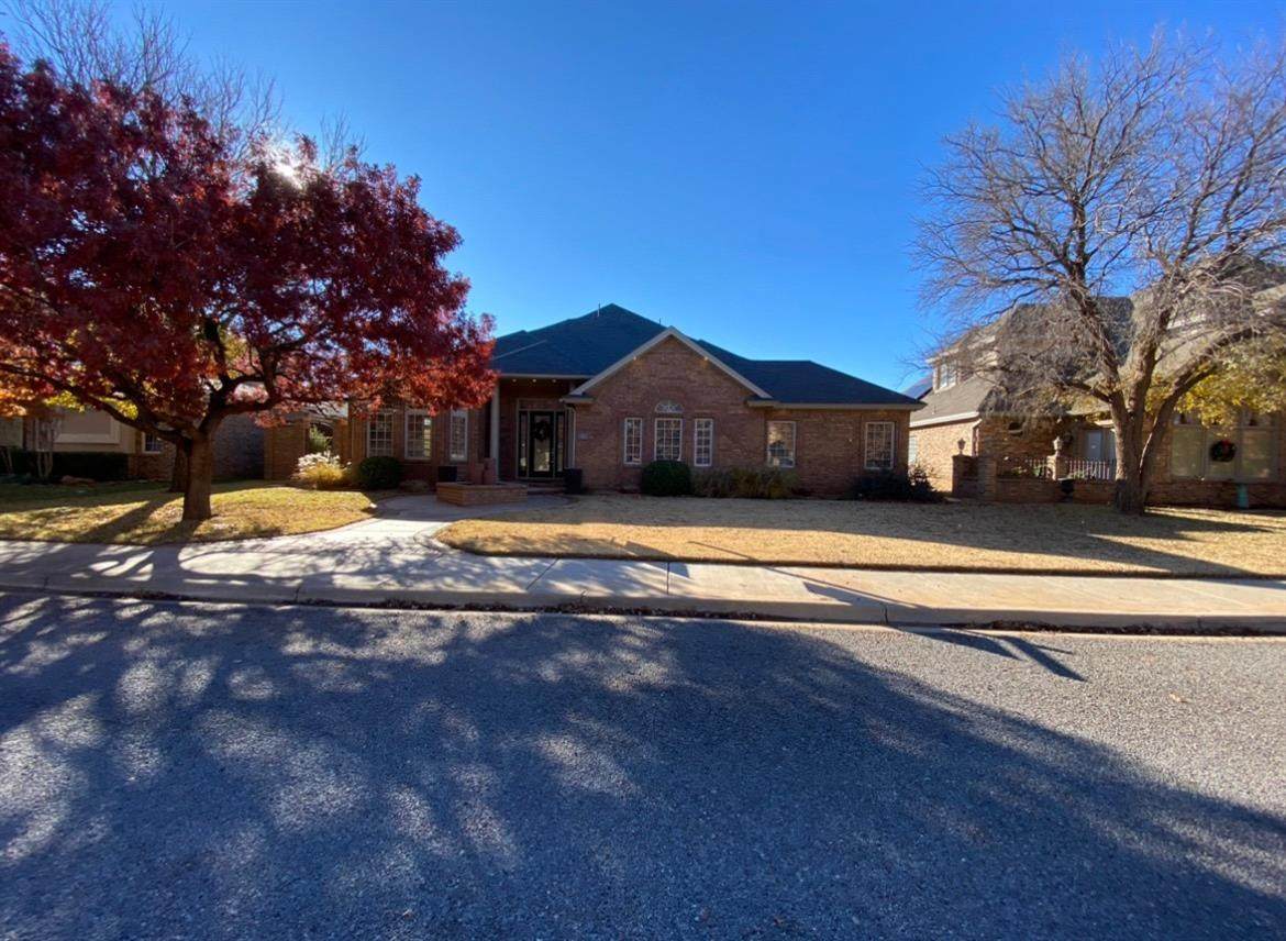 307 10th Street - Photo 1