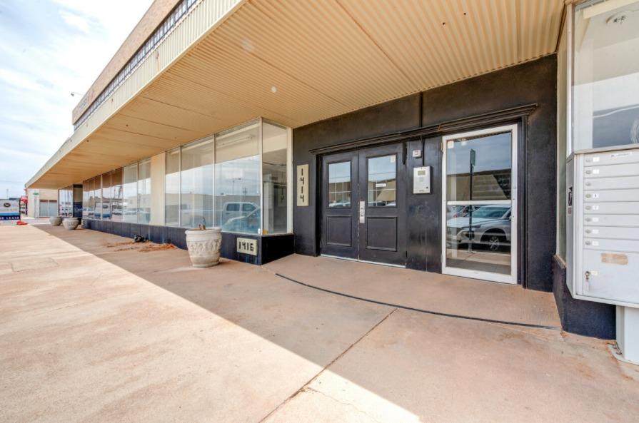 1412 Texas Avenue - Photo 1