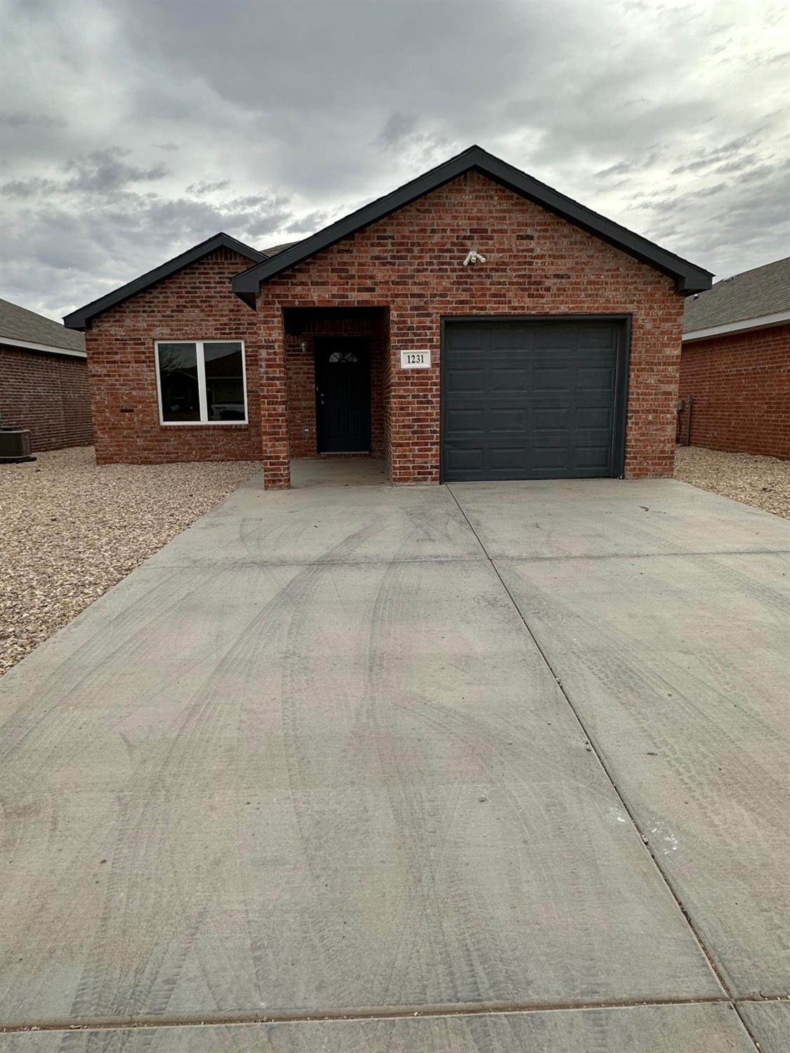 1231 Wheelock Street - Photo 1
