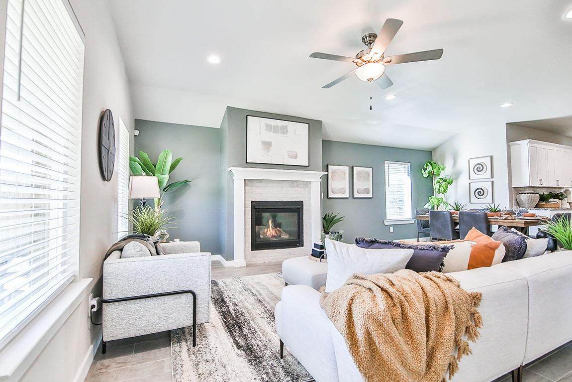 7813 97th Street - Photo 1