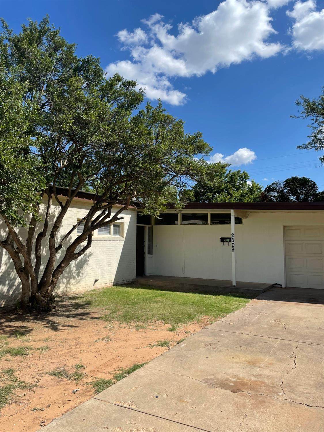 2509 45th Street - Photo 1
