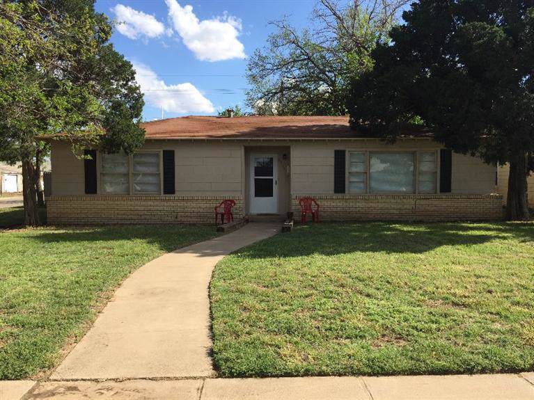 4301 32nd Street - Photo 1
