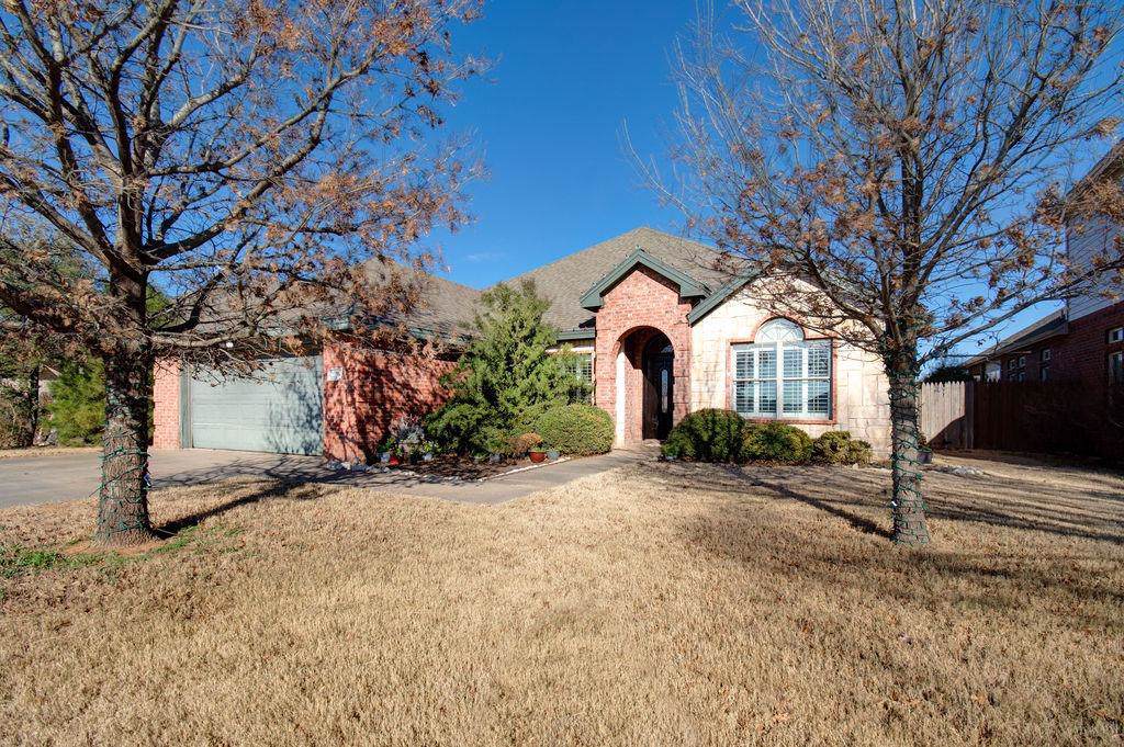 506 8th Street - Photo 1