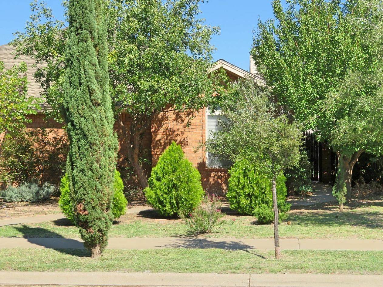 110 Wayne Avenue - Photo 1