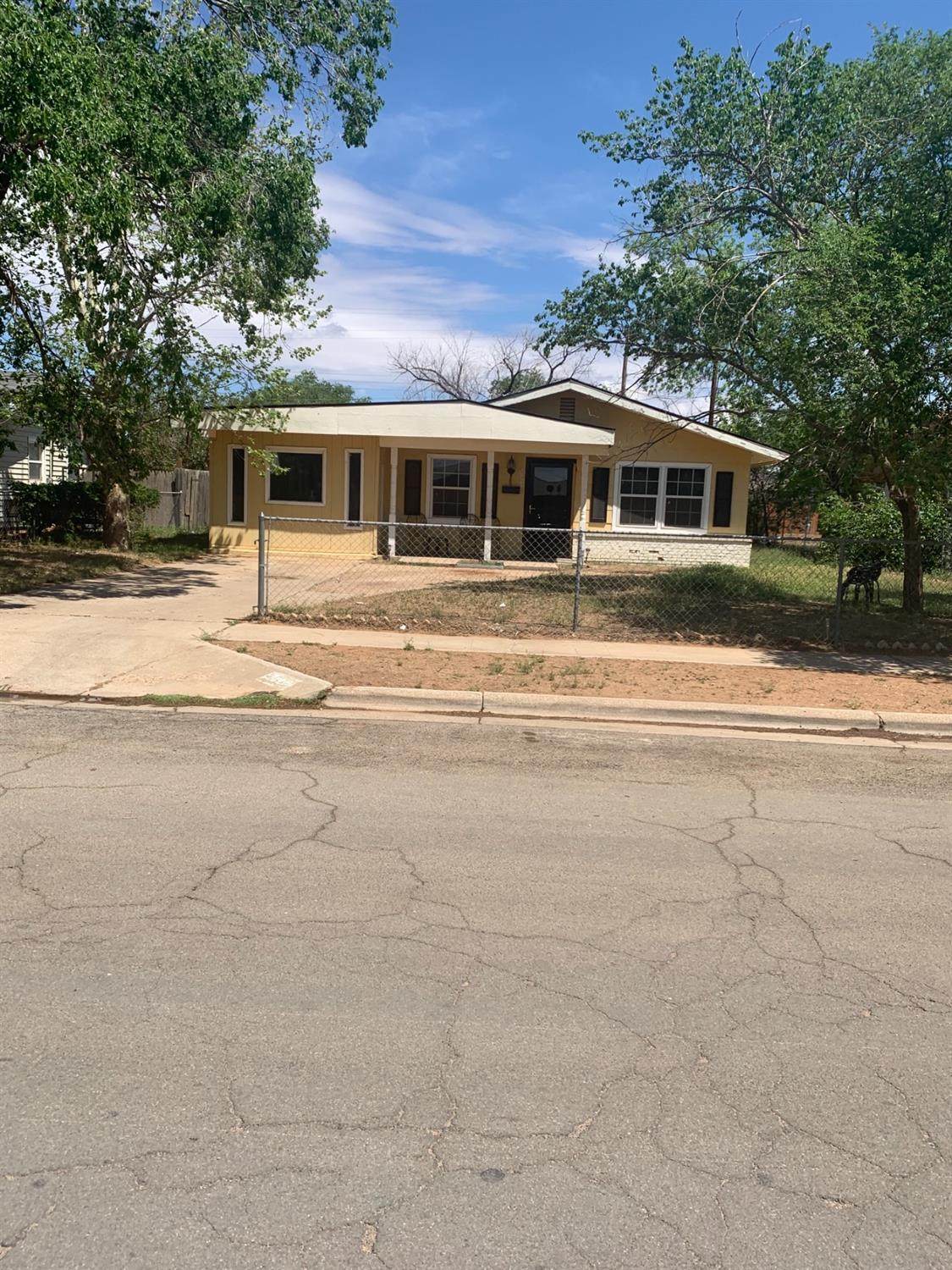 2929 Bates Street - Photo 1