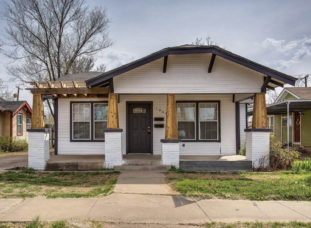 1909 16th Street - Photo 1