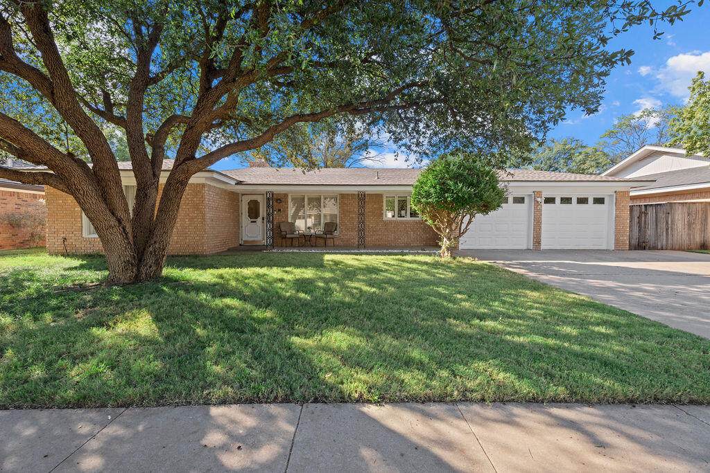 5725 80th Street - Photo 1
