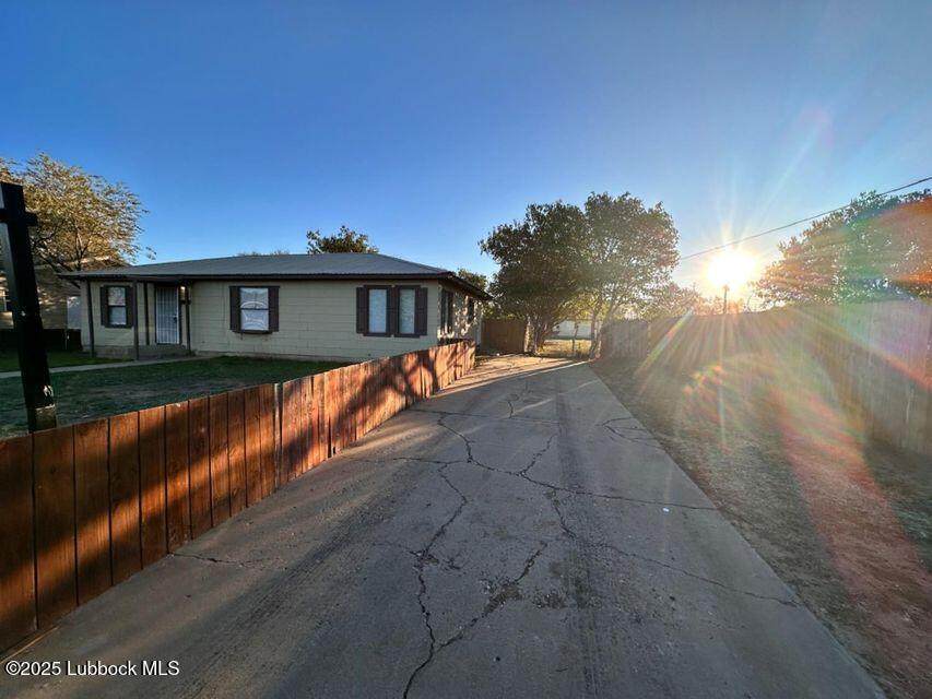 2113 Avenue P - Photo 1