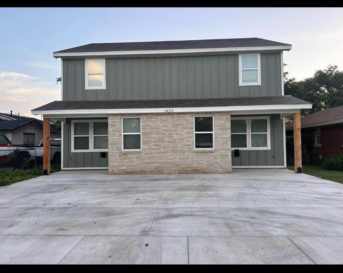 1920 27th Street - Photo 1