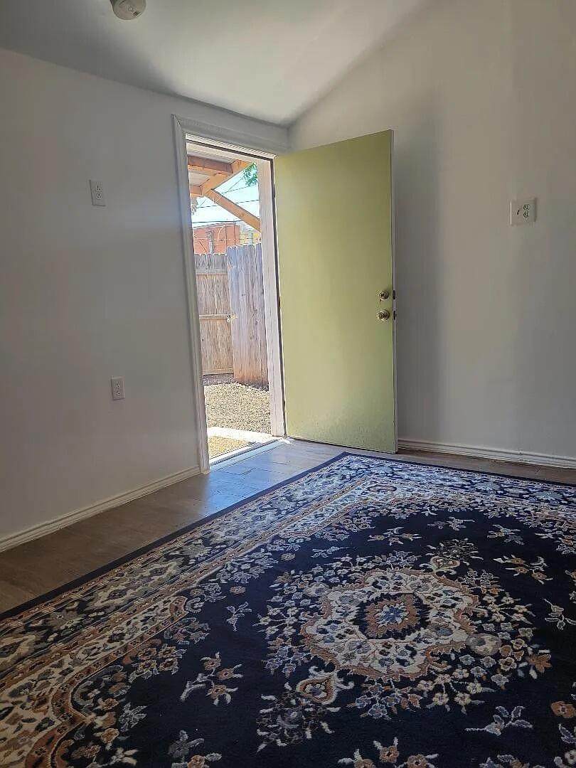 2805 33rd Street - Photo 1