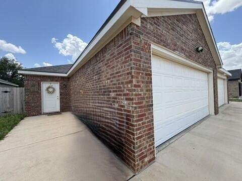 5537 Itasca Street - Photo 1