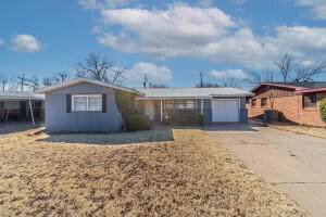 2511 52nd Street - Photo 1