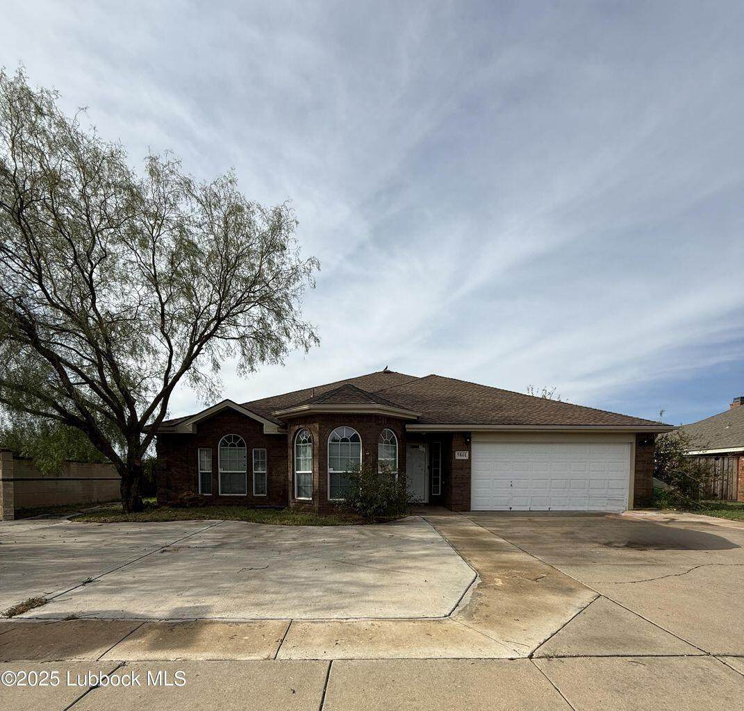 5801 94th Street - Photo 1