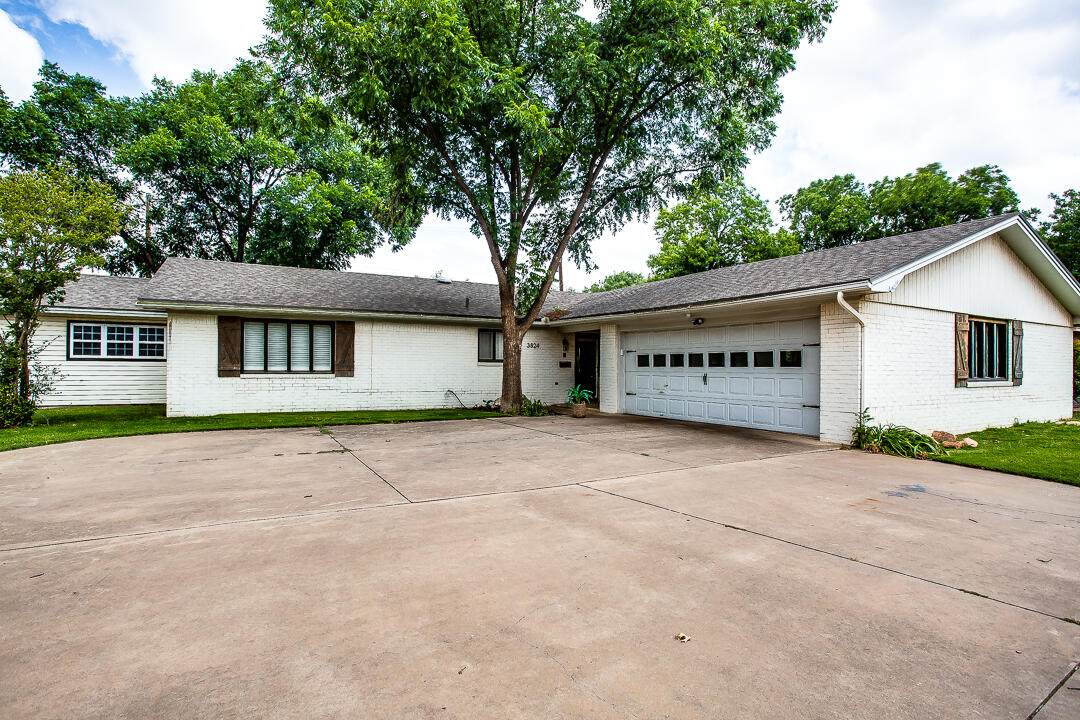 3824 64th Drive - Photo 1