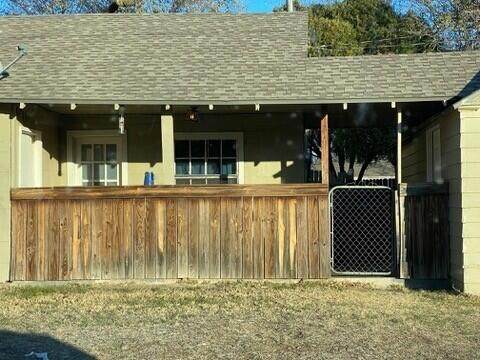 2323 25th Street - Photo 1