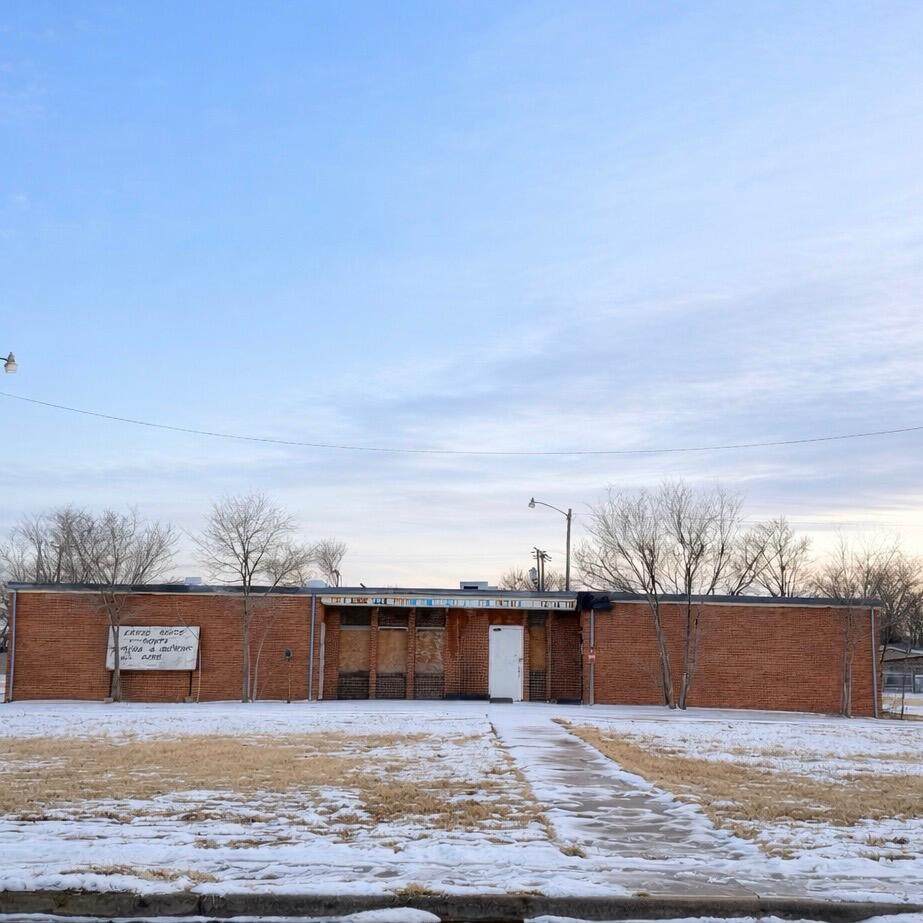 1301 42nd Street - Photo 1